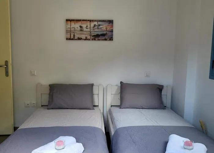 Raches Skopelos * Glossa