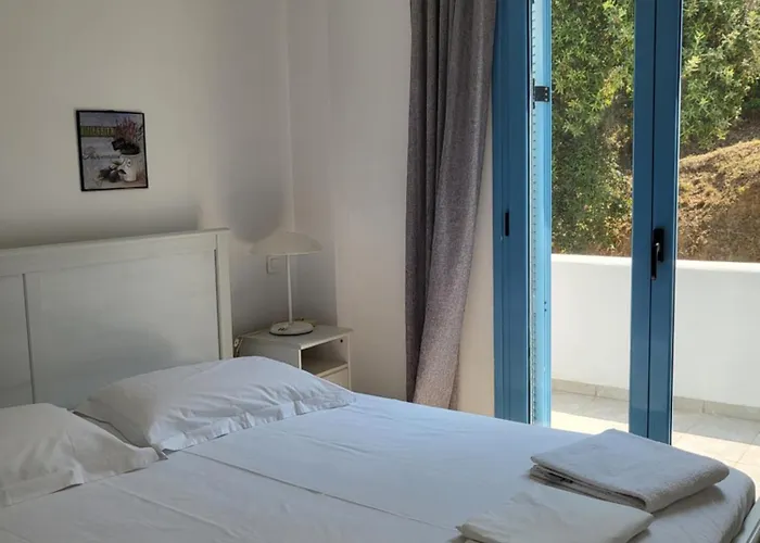 Semesterbostad Raches Skopelos *