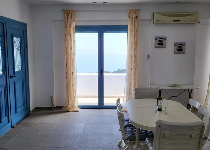 Raches Skopelos Semesterbostad *