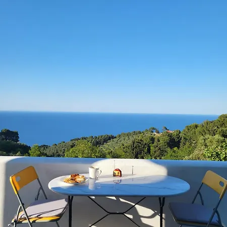 Raches Skopelos Holiday home *